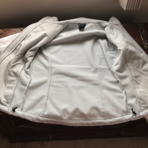 RARE women’s North Face. - Picture 7 of 12